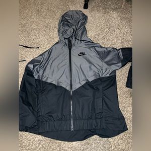 Nike windbreaker/raincoat